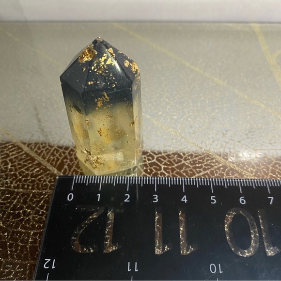 [❌]  Single small standing up crystal with gold flakes inside 💙 - Picture 16 of 16